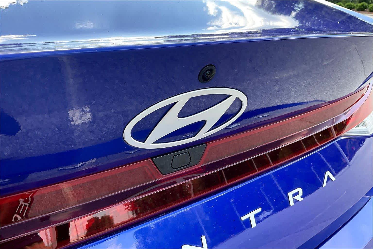 Used 2024 Hyundai Elantra SEL FWD image 10