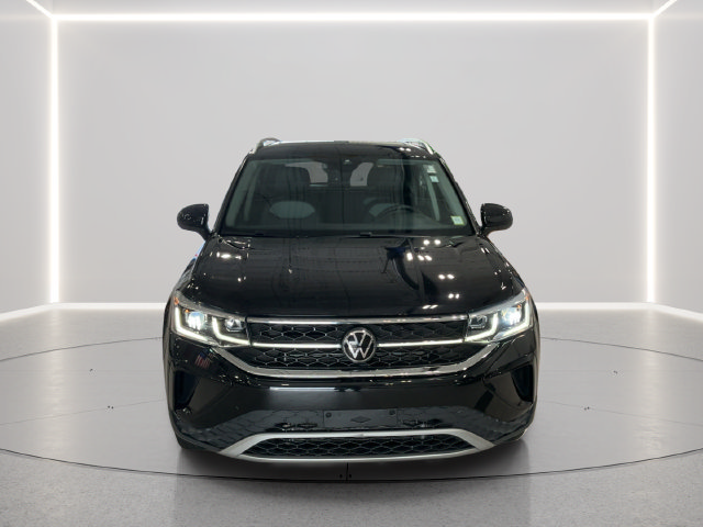 Certified 2023 Volkswagen Taos SEL AWD/4WD image 9