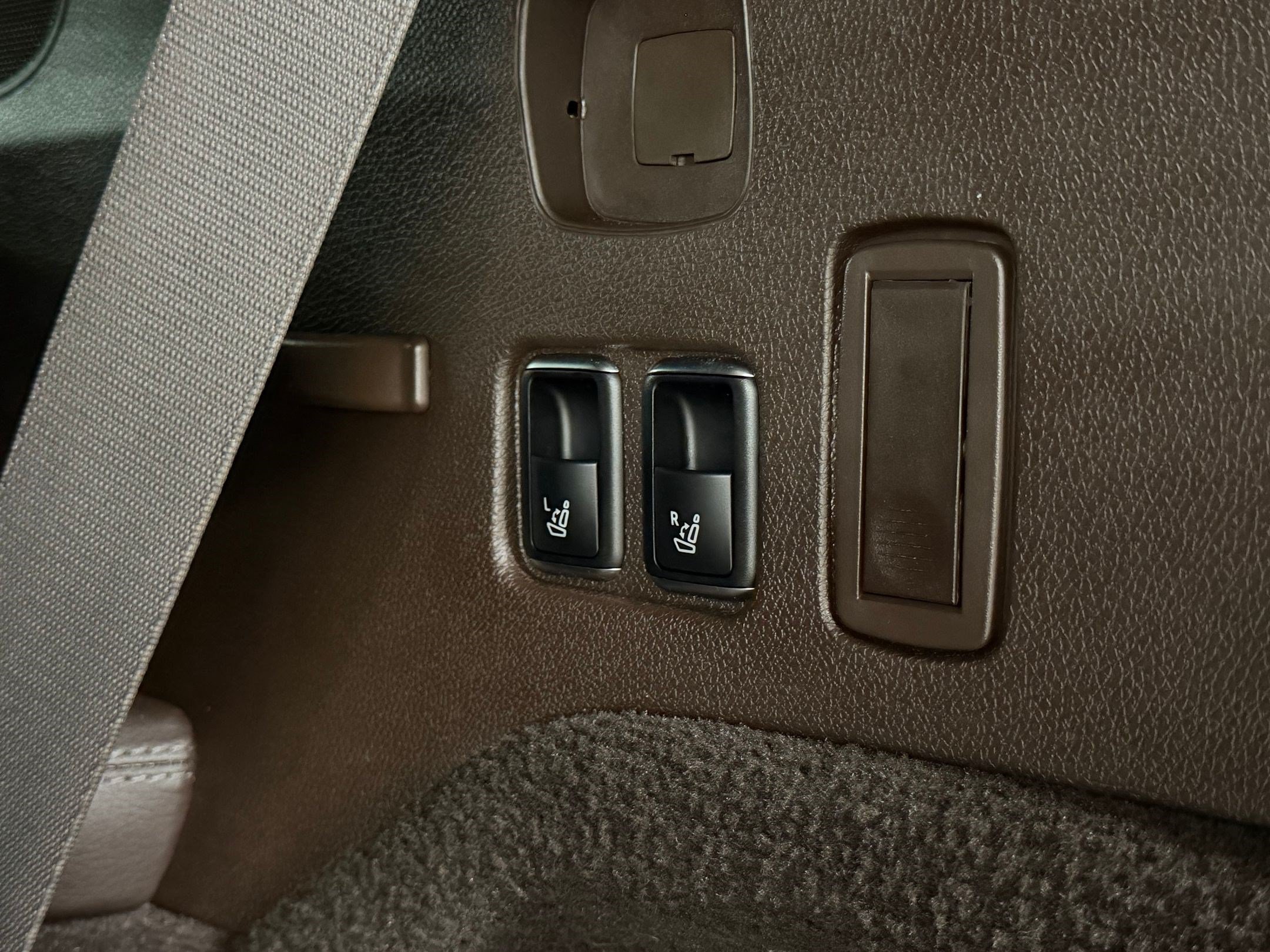 Used 2019 Mercedes-Benz GLS 450 4MATIC image 22