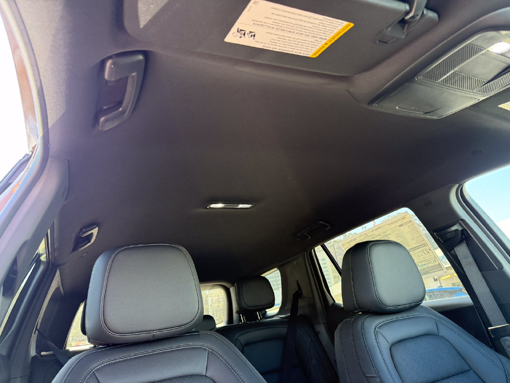New 2027 Chevrolet Equinox LT w/ Convenience Package II FWD image 9
