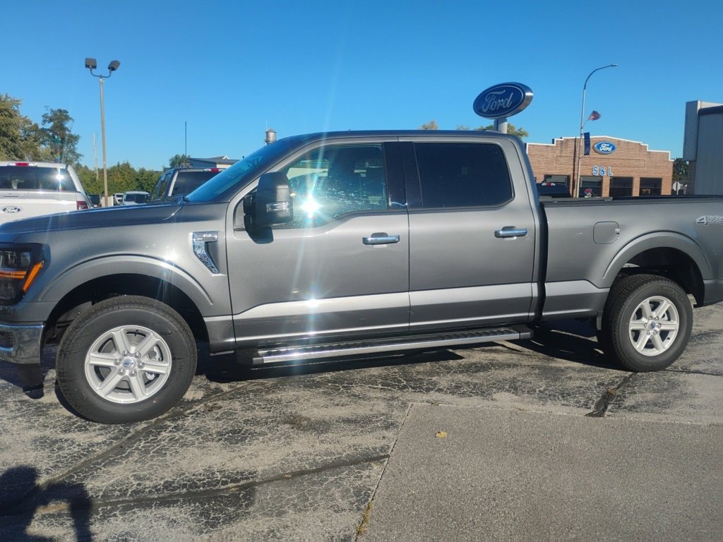 New 2025 Ford F150 XLT w/ Equipment Group 302A MID image 2
