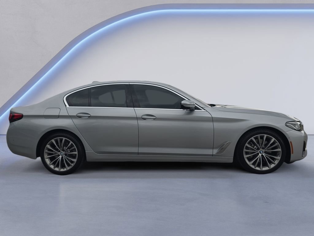 Used 2021 BMW 530i xDrive w/ Premium Package AWD/4WD image 6