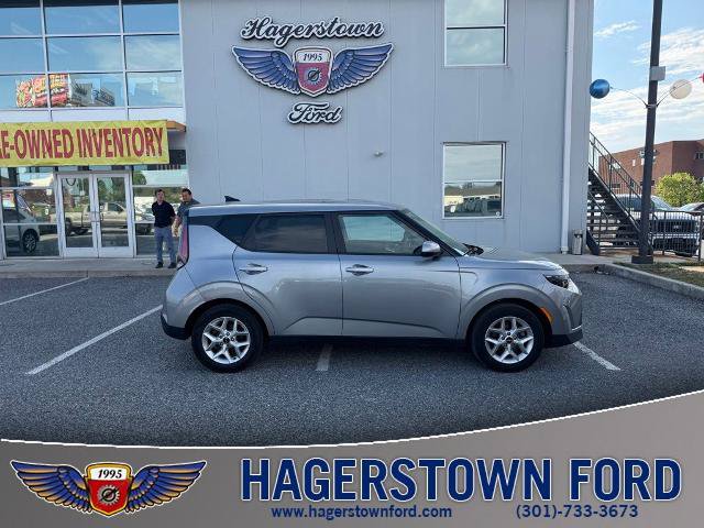 Used 2024 Kia Soul LX w/ Option Group 015