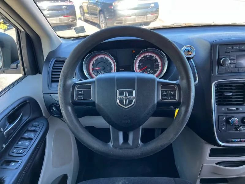 Used 2011 Dodge Grand Caravan Express w/ PWR Window Group FWD image 20