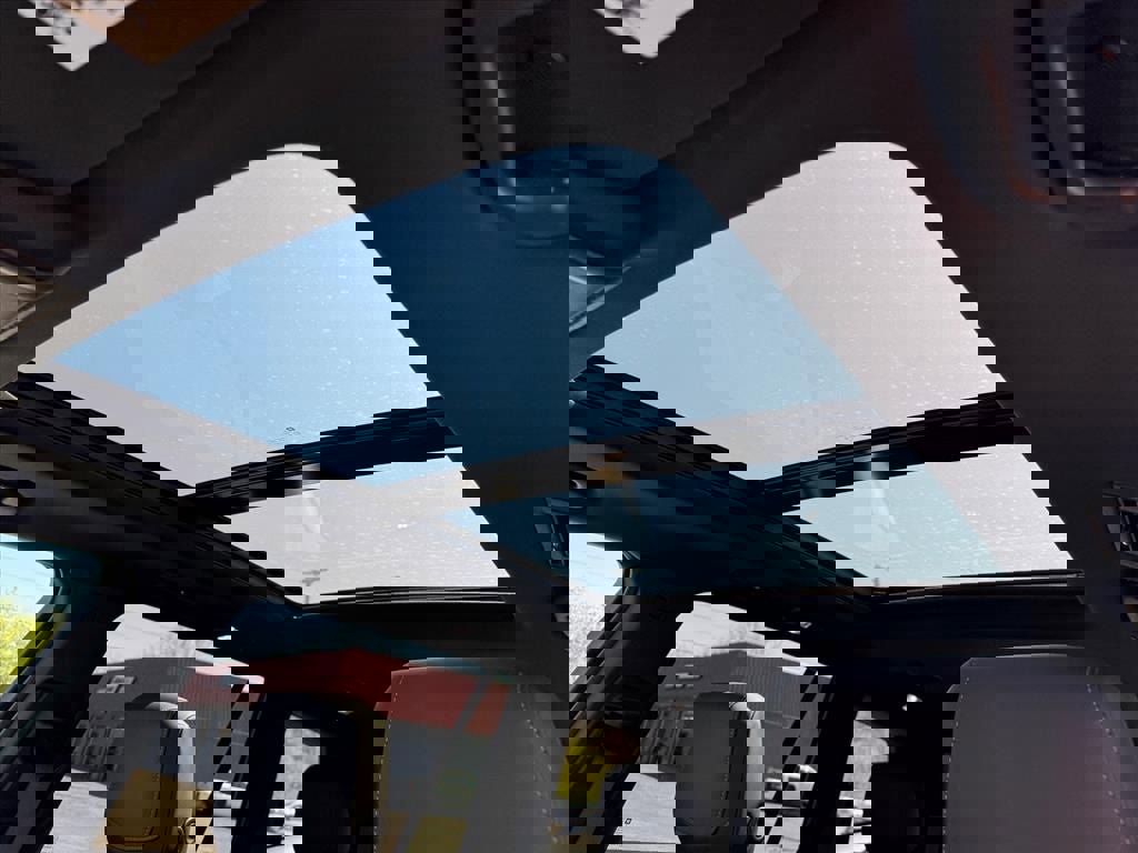 Used 2020 Cadillac XT6 Premium Luxury image 17