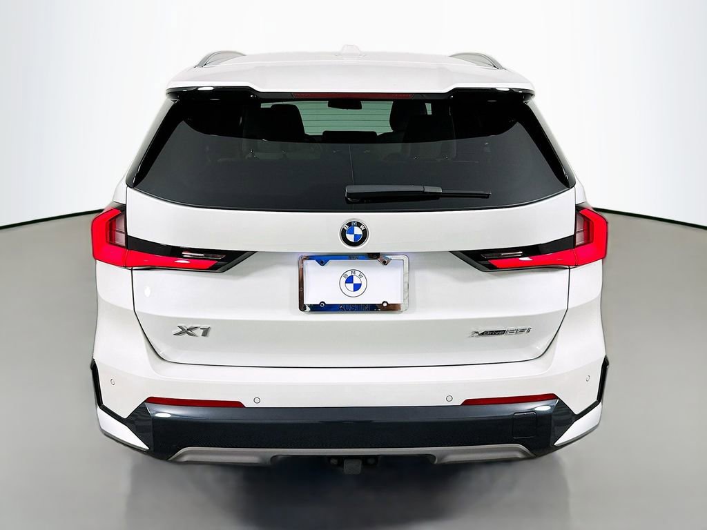 Certified 2023 BMW X1 xDrive28i image 6