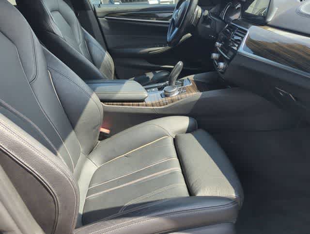 Used 2018 BMW 540i RWD image 23