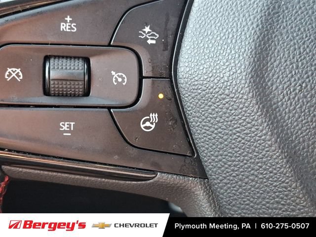 Certified 2024 Chevrolet Trax RS w/ Driver Confidence Package FWD image 28