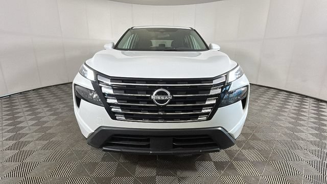 Used 2026 Nissan Rogue SV w/ Cold Weather Package AWD/4WD image 8