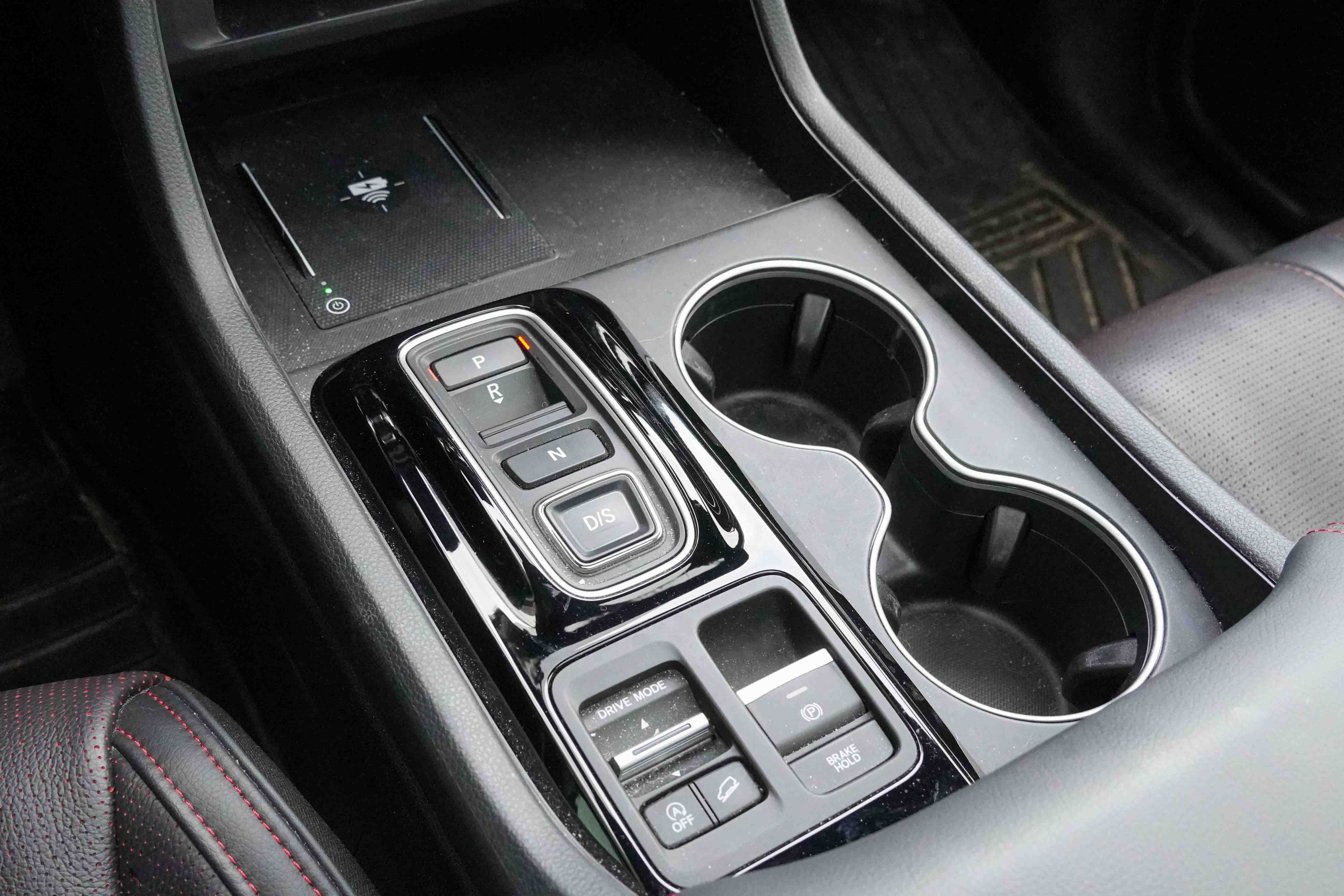 Used 2025 Honda Pilot Black Edition image 31