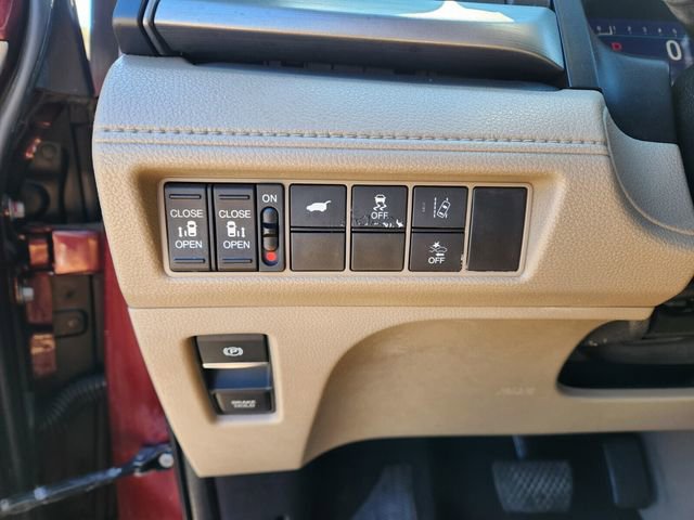 Used 2018 Honda Odyssey EX-L image 32