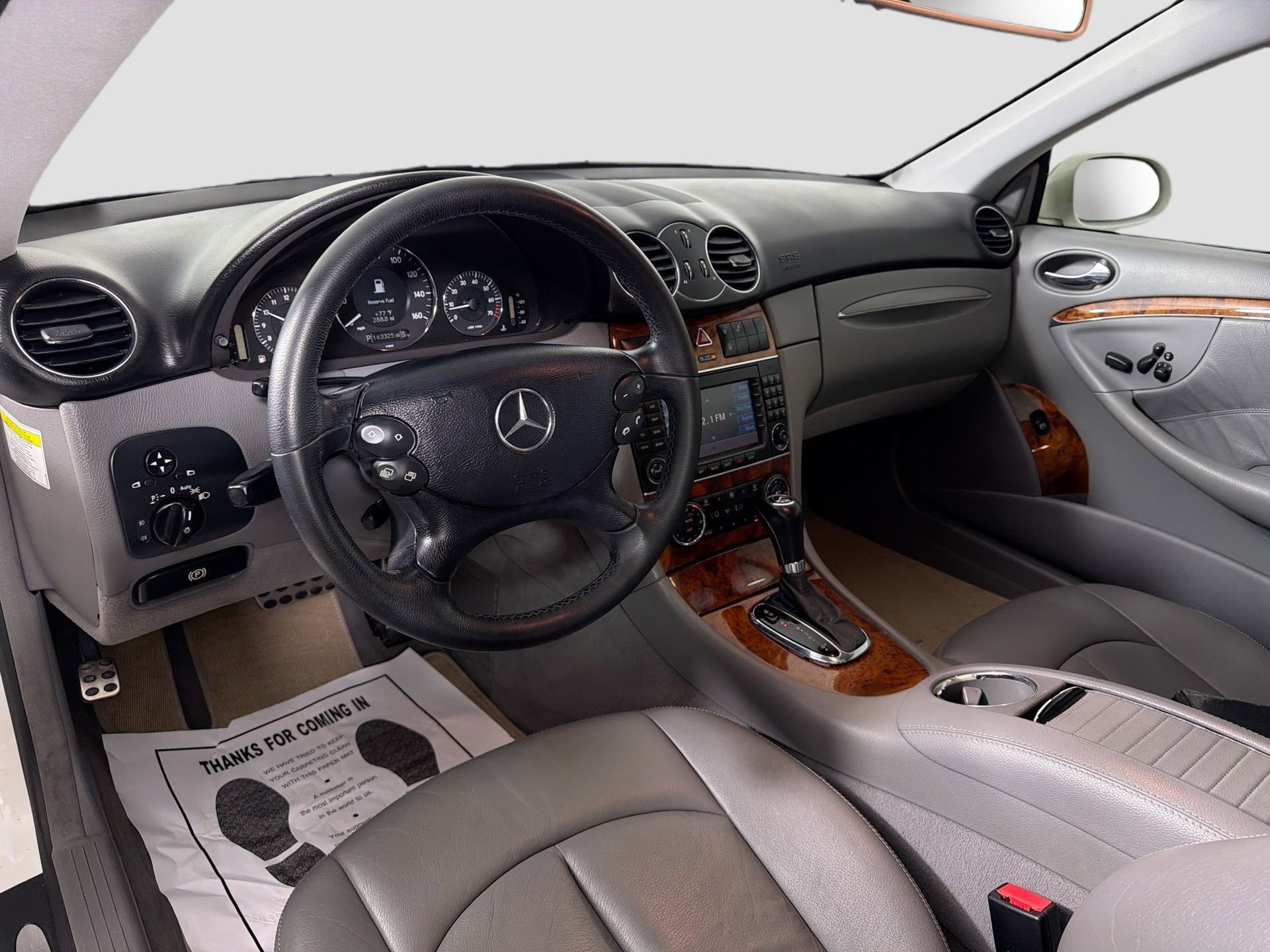 Used 2007 Mercedes-Benz CLK 350 Coupe image 10