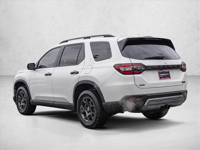 New 2025 Honda Pilot TrailSport image 7