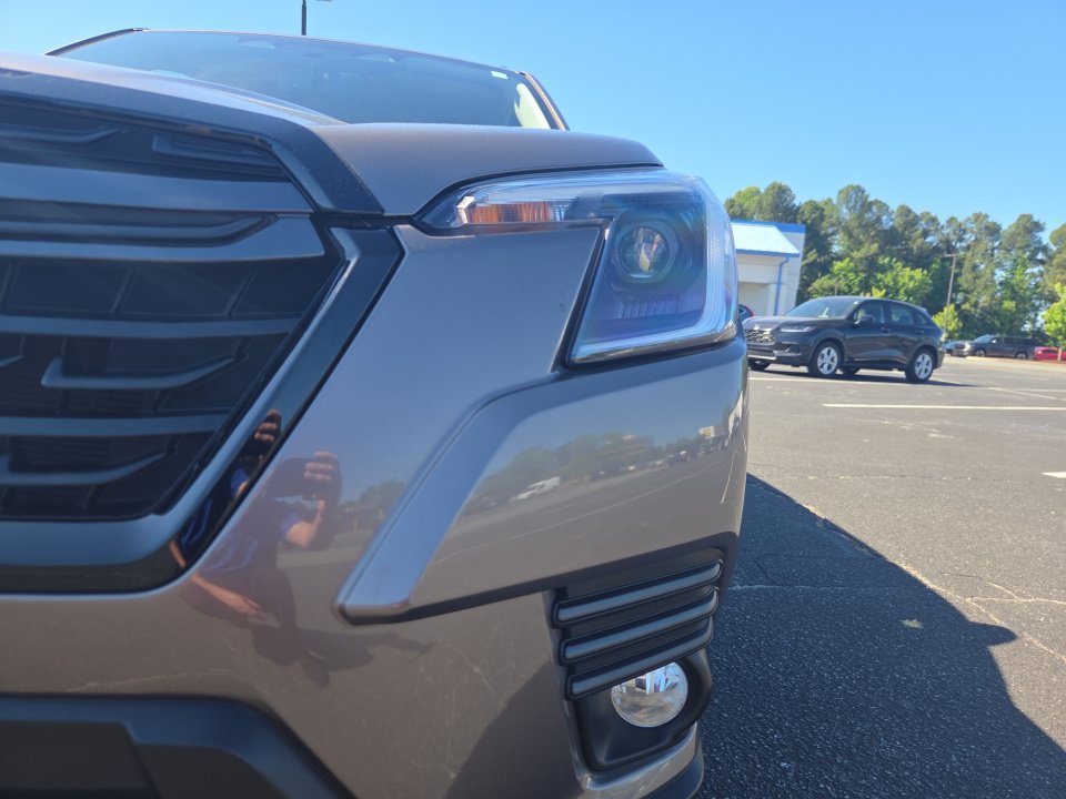 Used 2023 Subaru Forester Limited AWD/4WD image 30