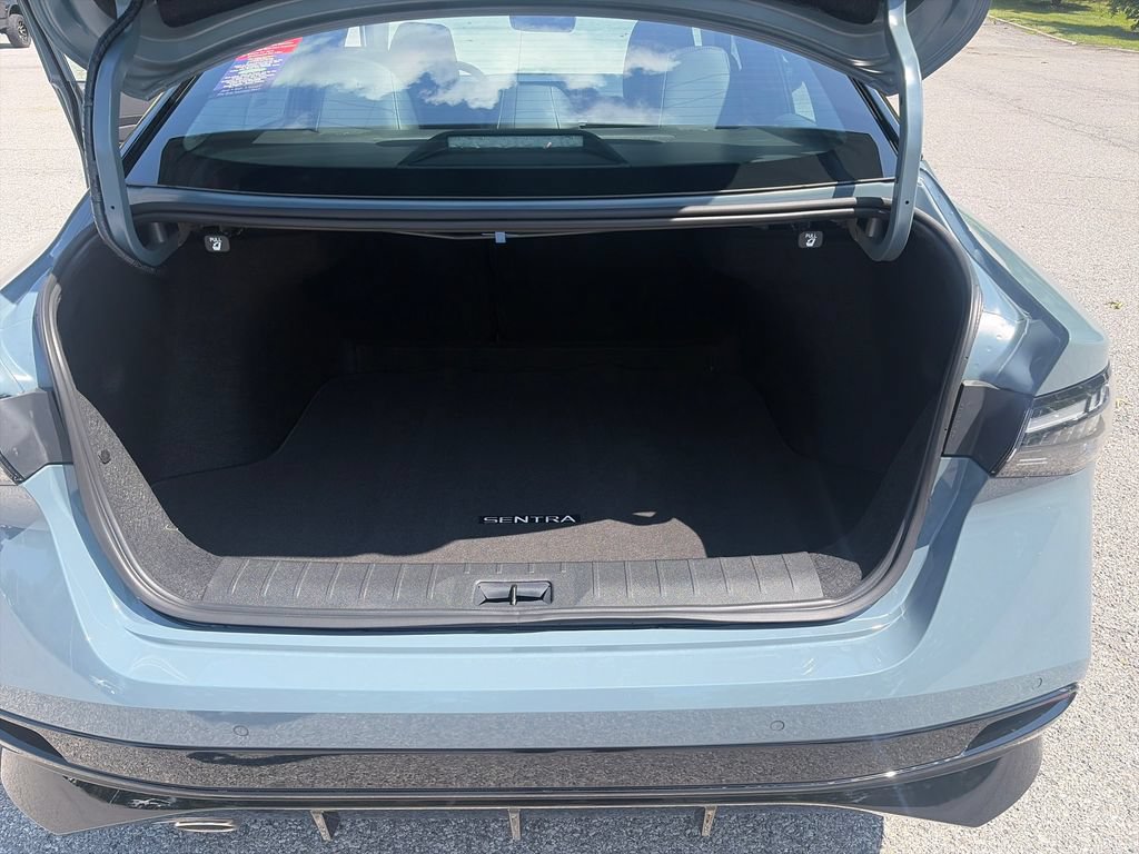 New 2026 Nissan Sentra SR w/ SR Premium Package FWD image 45
