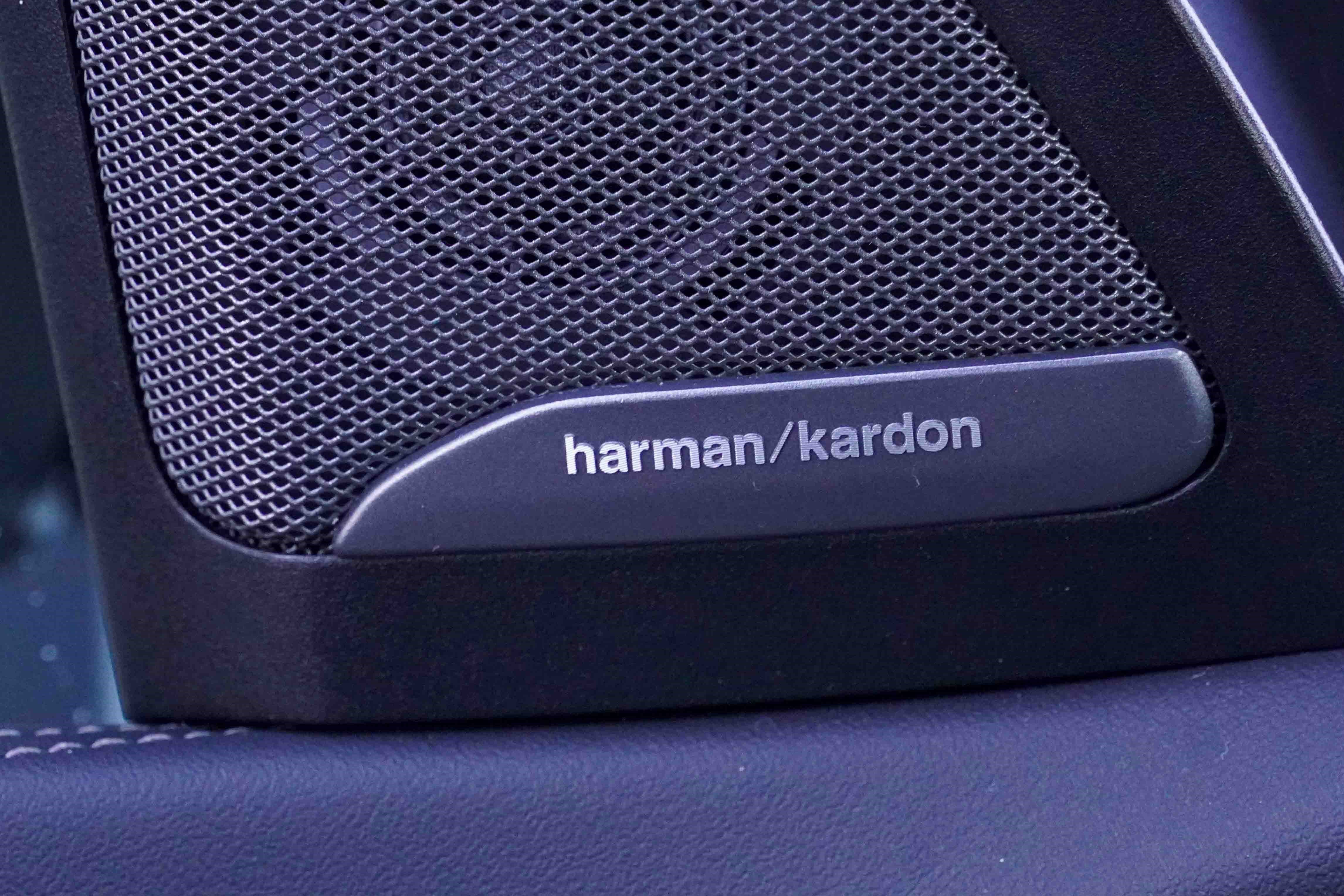 Used 2025 BMW X5 sDrive40i w/ Premium Package image 16