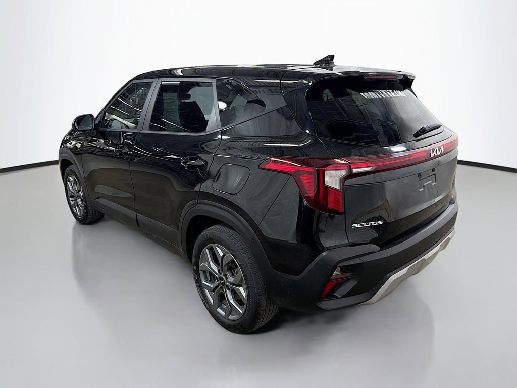 Used 2025 Kia Seltos LX AWD/4WD image 8