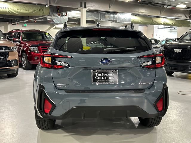 Used 2024 Subaru Crosstrek 2.0i Premium AWD/4WD image 3