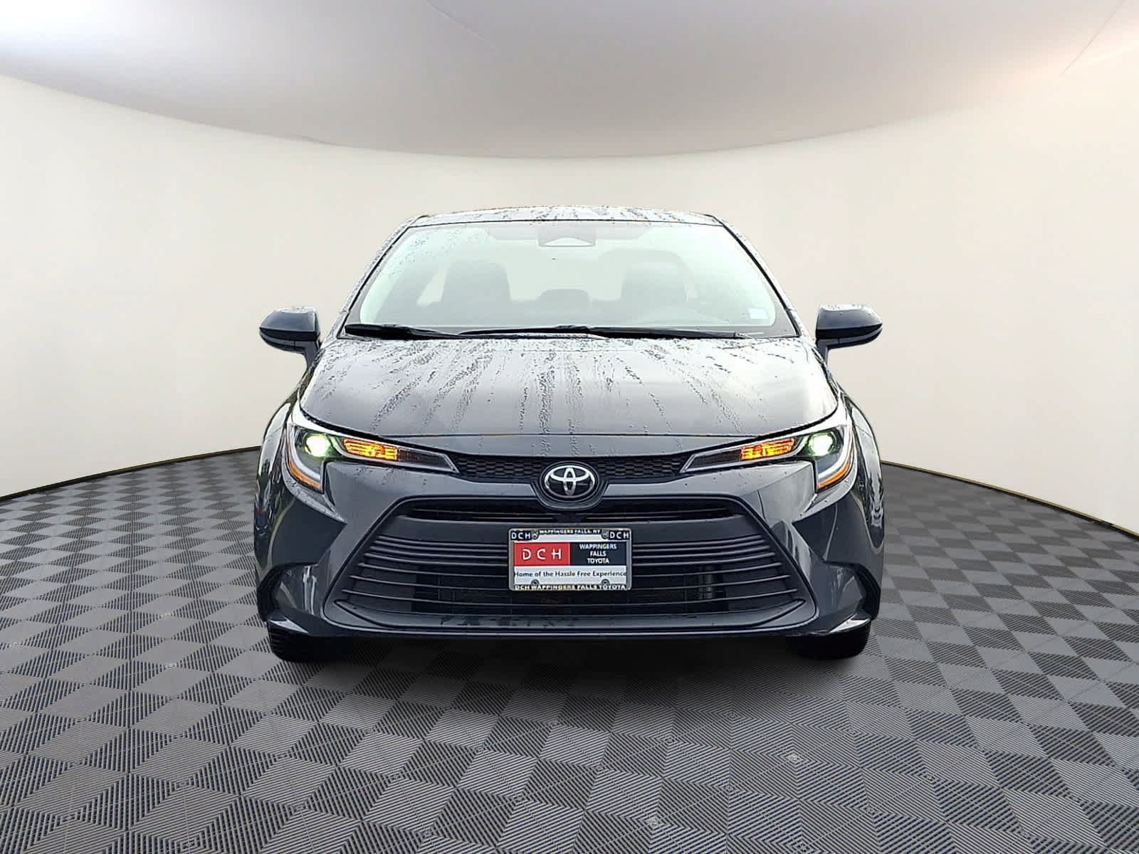 Used 2024 Toyota Corolla LE FWD image 3