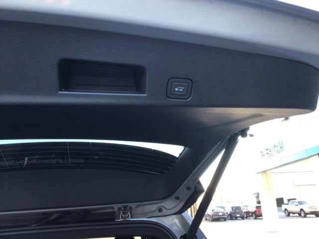 New 2026 GMC Acadia AT4 w/ LPO, Floor Liner Package image 21