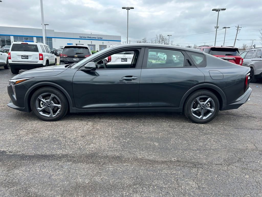 Used 2025 Kia K4 LXS image 4