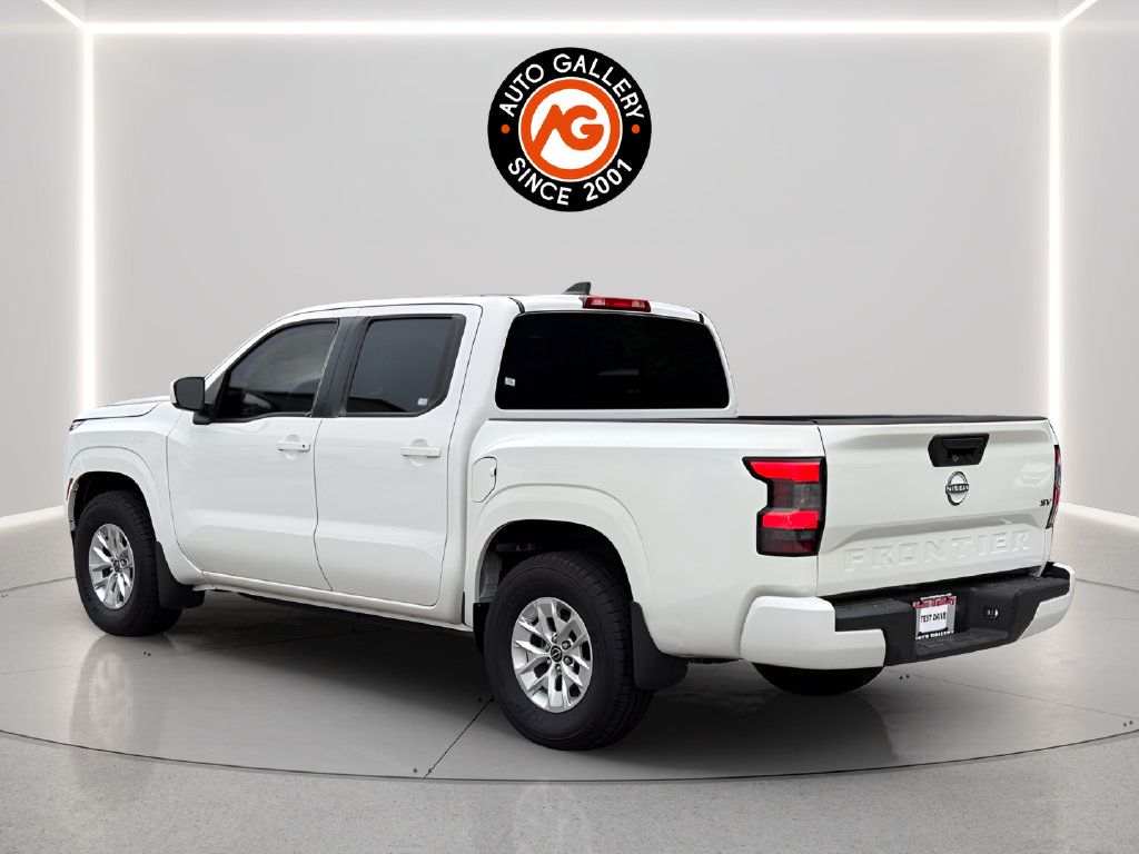 Used 2024 Nissan Frontier SV RWD image 5