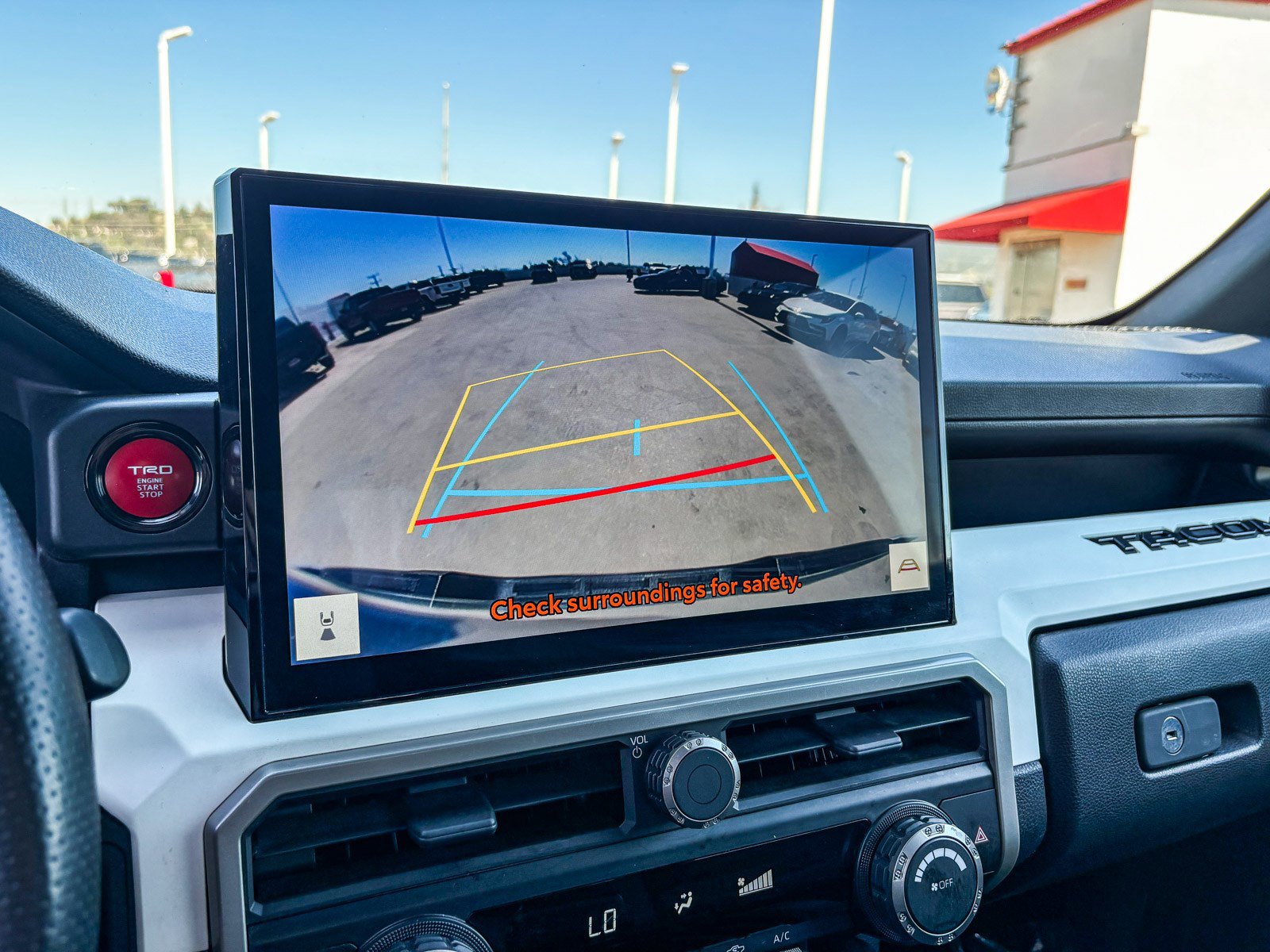 Certified 2024 Toyota Tacoma TRD Off-Road image 24