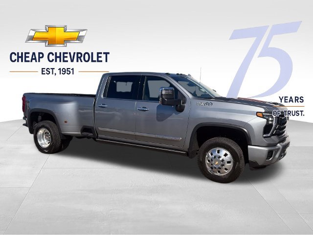 New 2026 Chevrolet Silverado 3500 High Country w/ Technology Package AWD/4WD image 7