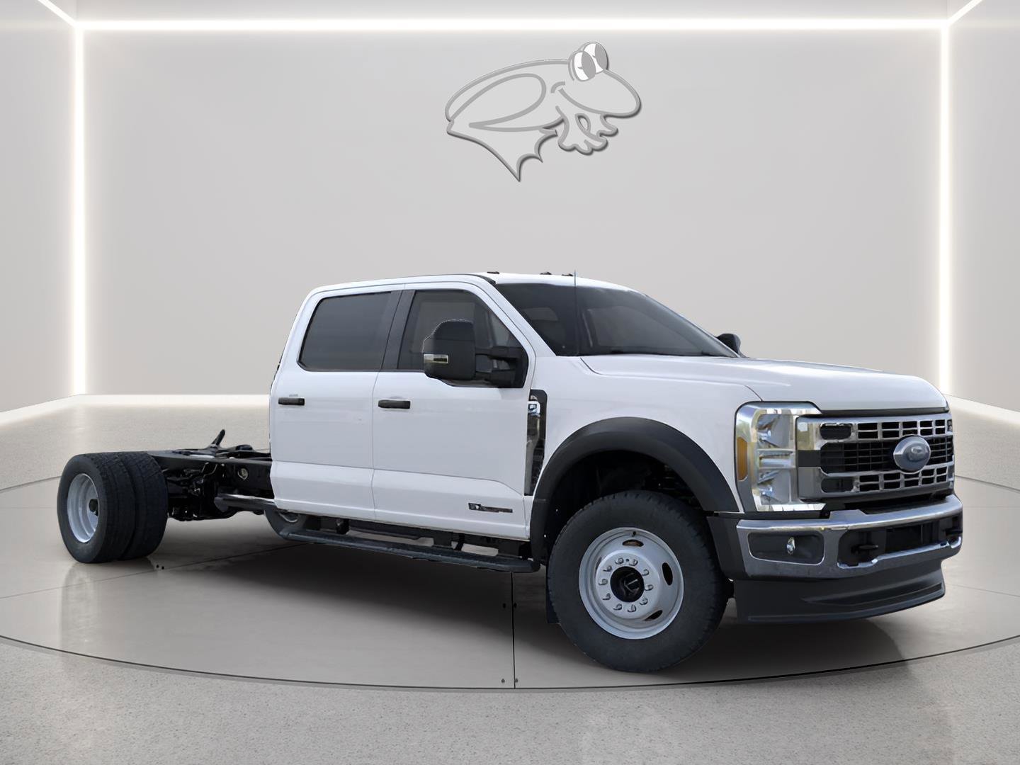 New 2026 Ford F550 4x4 Crew Cab image 10