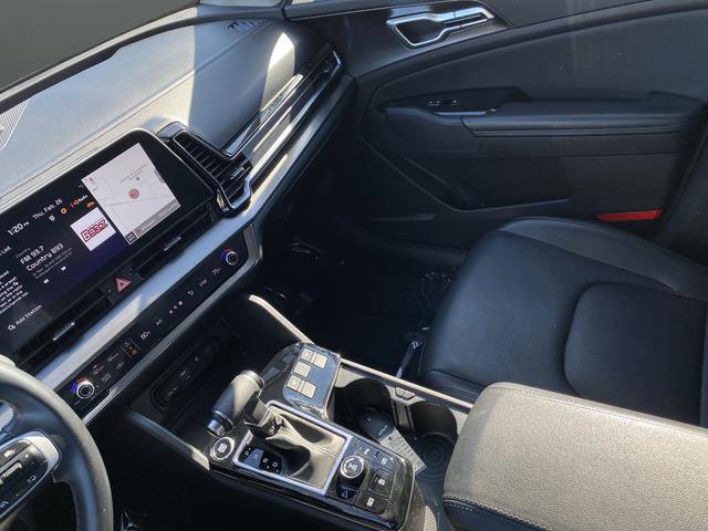 Certified 2024 Kia Sportage EX image 21