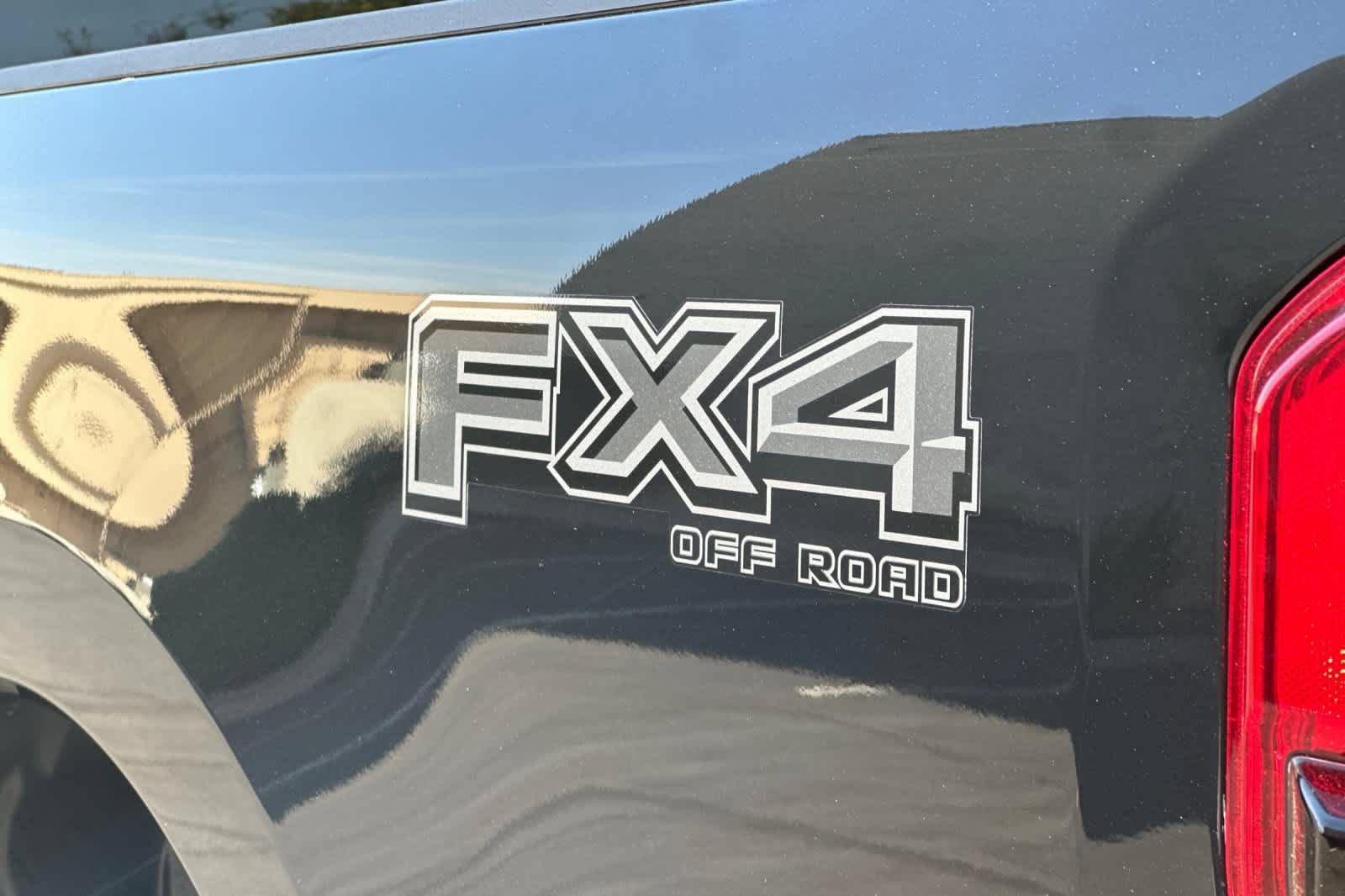 Certified 2024 Ford F350 Lariat w/ Black Appearance Package AWD/4WD image 27