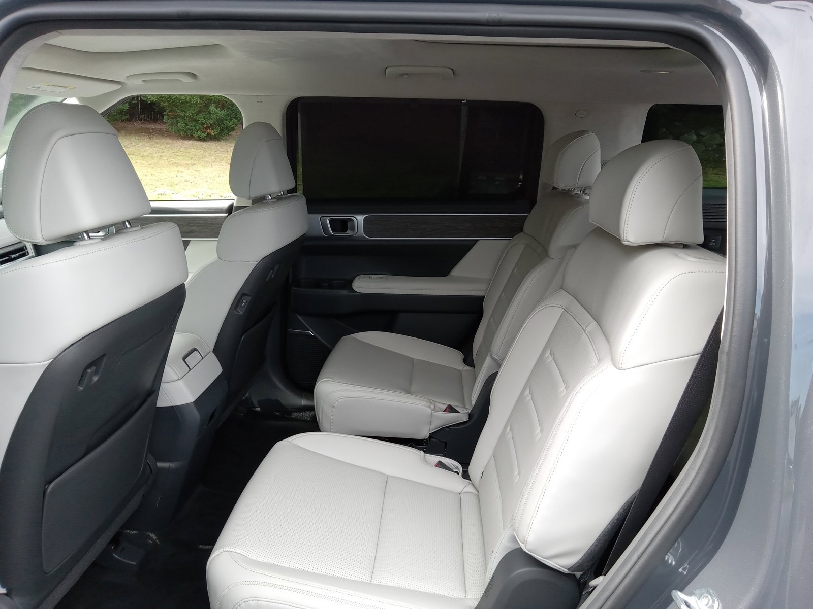 Used 2025 Hyundai Santa Fe Calligraphy AWD/4WD image 25