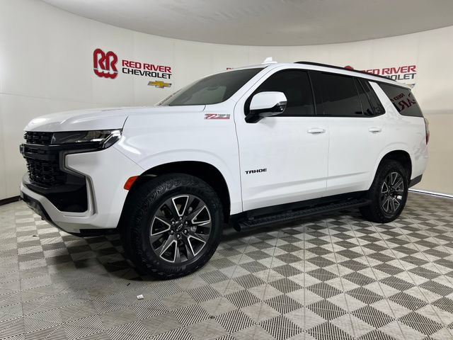 Used 2024 Chevrolet Tahoe Z71 w/ Luxury Package AWD/4WD image 3