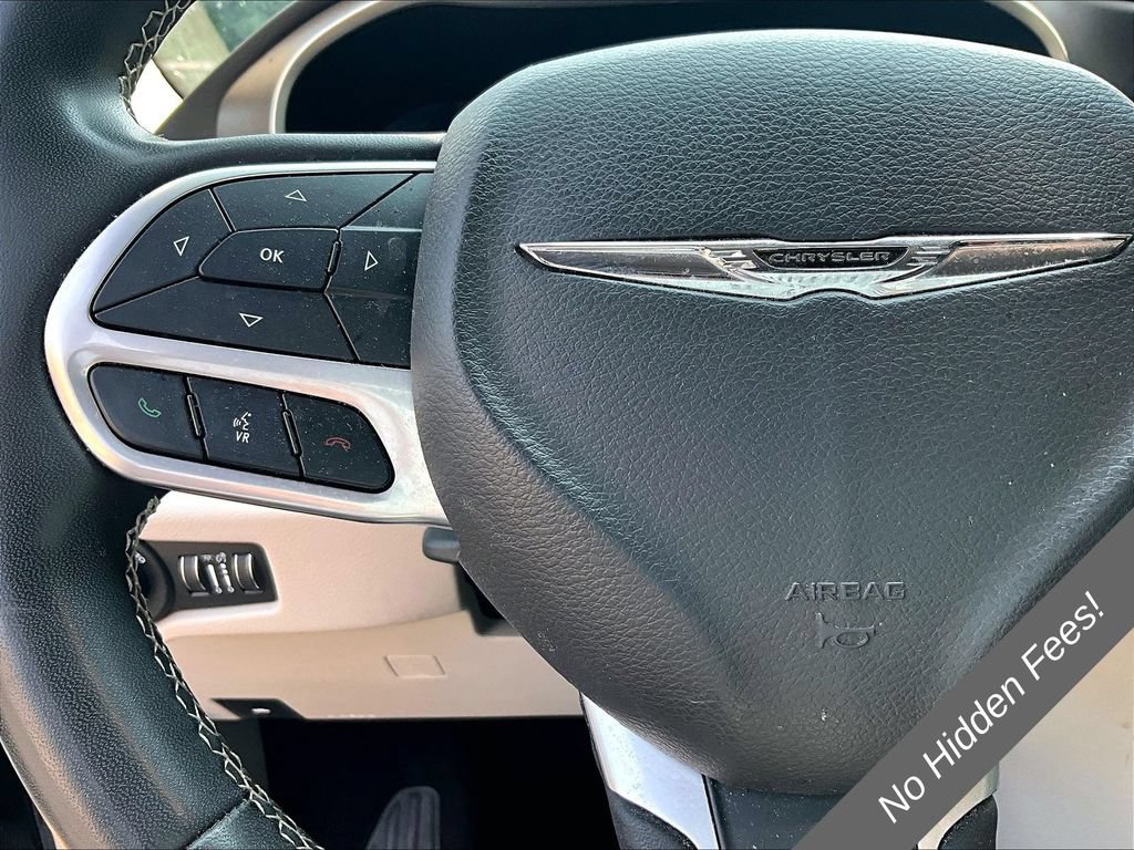 Used 2024 Chrysler Voyager LX FWD image 12