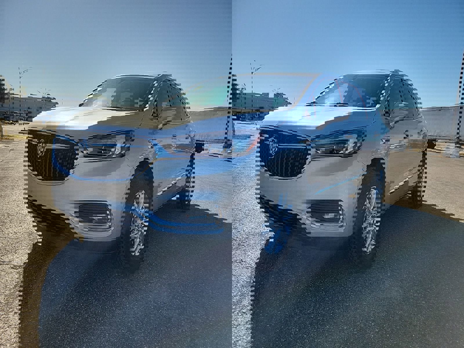 Used 2021 Buick Enclave Essence w/ Sound and Sites Package image 4