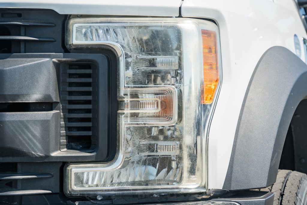 Used 2017 Ford F550 4x4 SuperCab Super Duty image 19