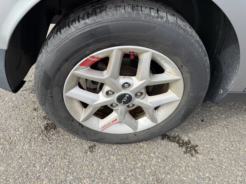 Certified 2022 Kia Soul LX w/ Technology Package FWD image 16