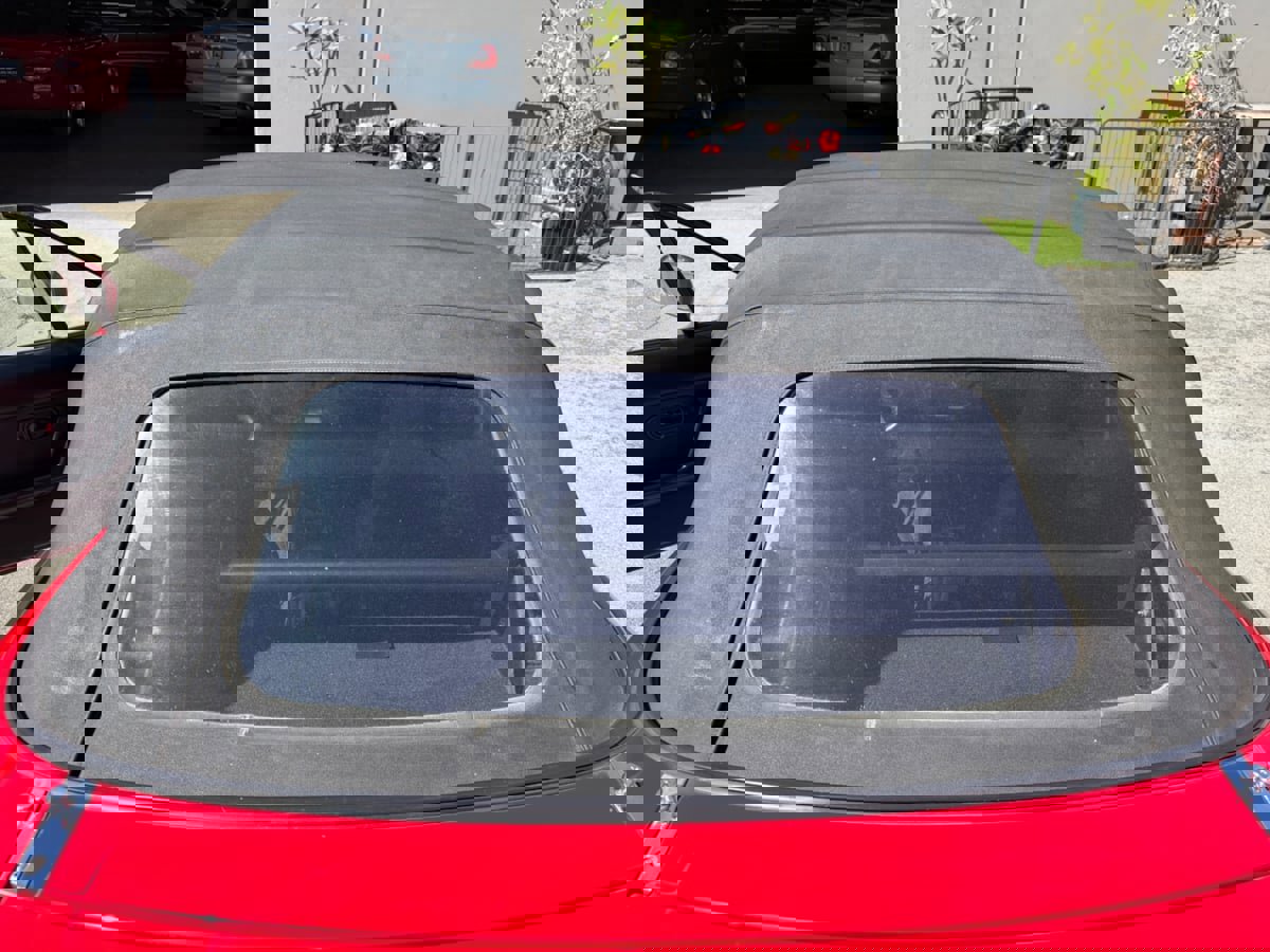 Used 1996 MAZDA MX-5 Miata image 21