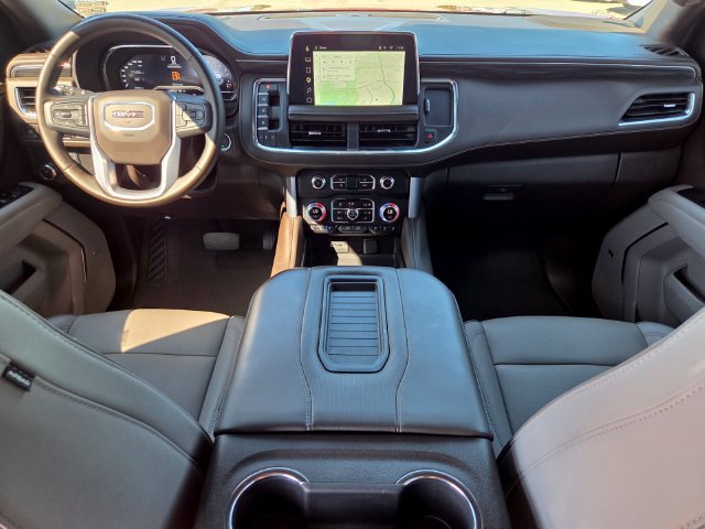 Used 2024 GMC Yukon SLT w/ SLT Premium Package RWD image 16