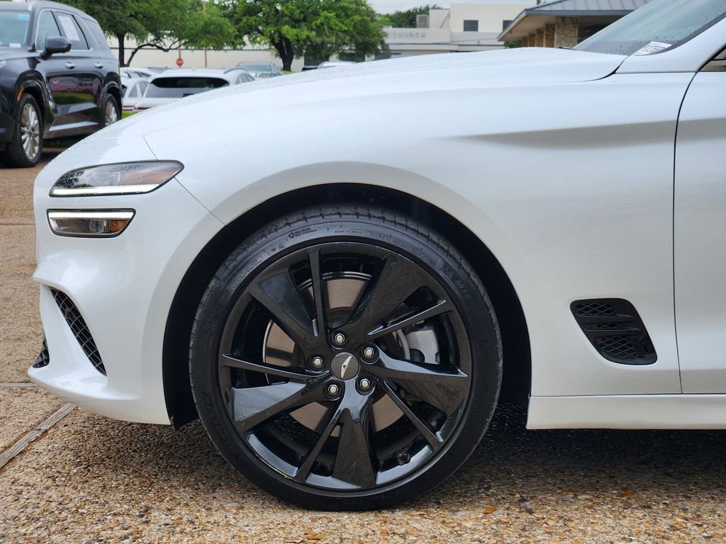 Used 2023 Genesis G70 3.3T w/ Sport Advanced Package image 8