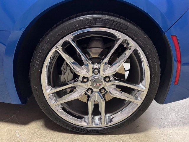 Used 2015 Chevrolet Corvette Stingray Coupe w/ ZF1 Appearance Package RWD image 35