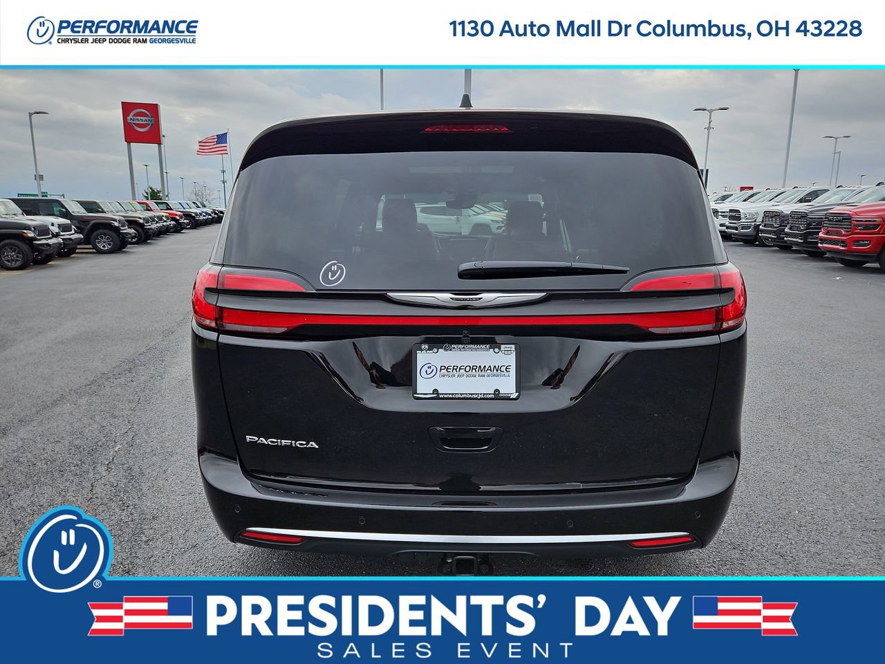 New 2026 Chrysler Pacifica Pinnacle w/ Trailer Tow Group image 6