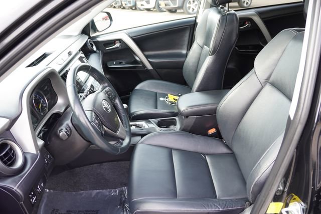 Used 2016 Toyota RAV4 Limited w/ Advanced Technology Package image 15