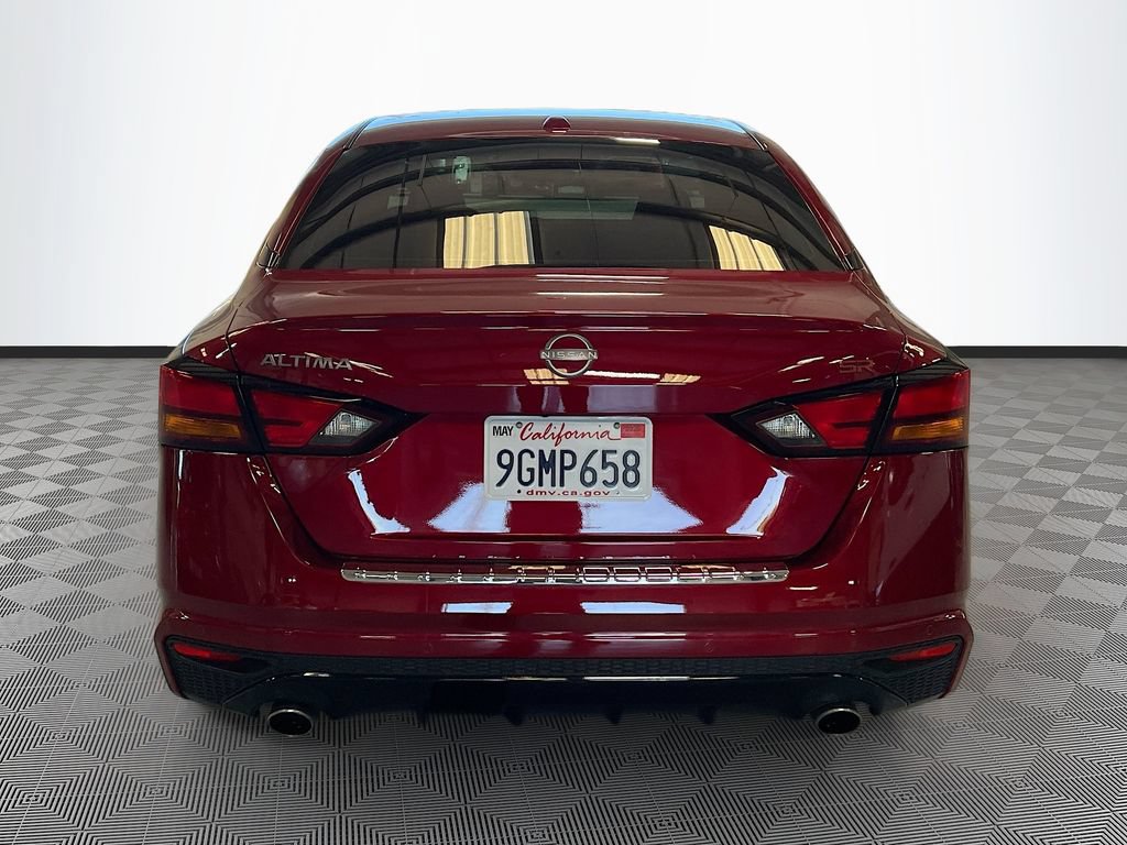 Used 2023 Nissan Altima 2.5 SR FWD image 6