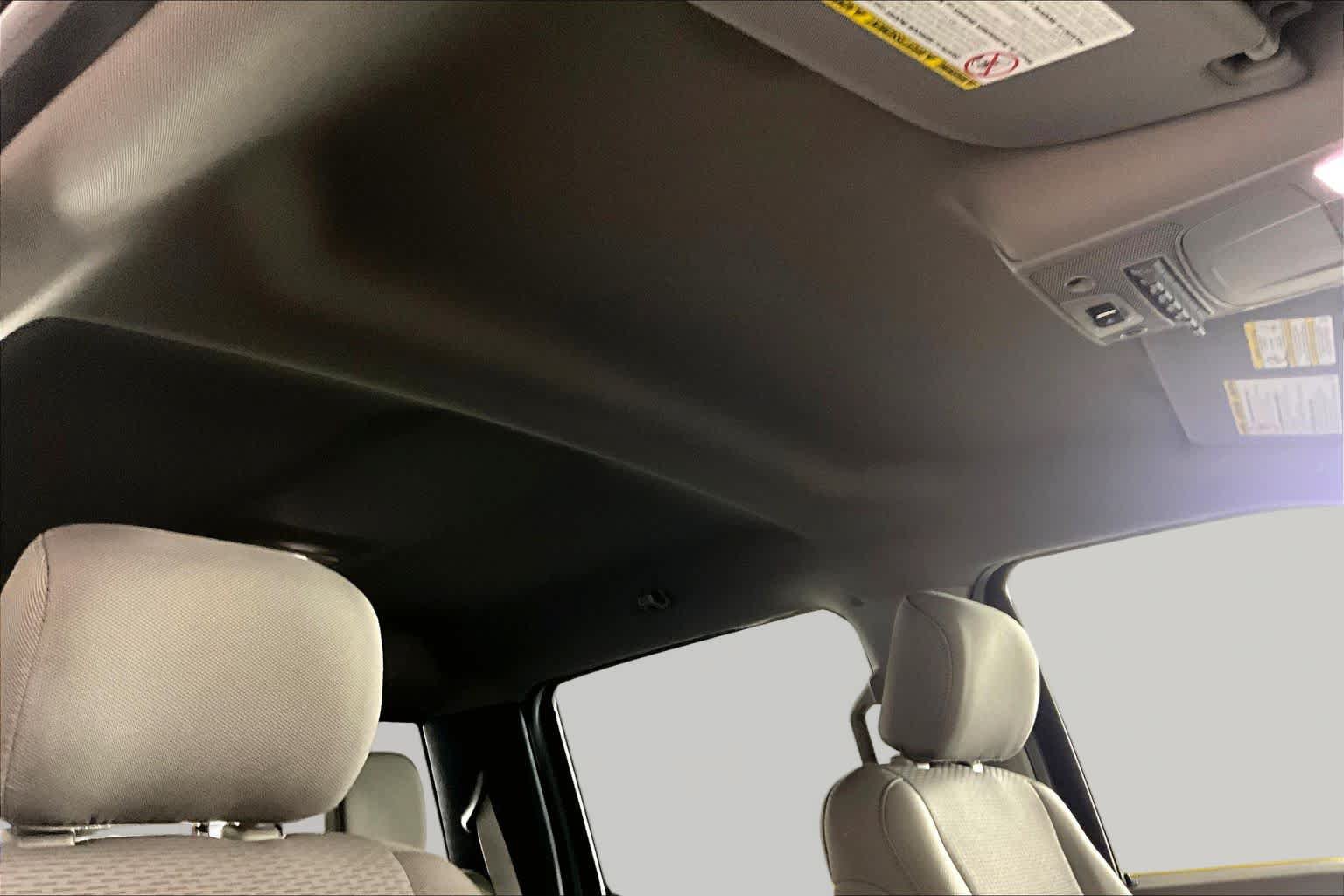 Used 2019 Ford F250 XLT w/ XLT Premium Package AWD/4WD image 13