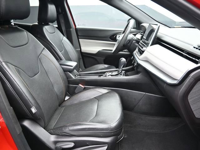 Used 2023 Jeep Compass Limited image 30