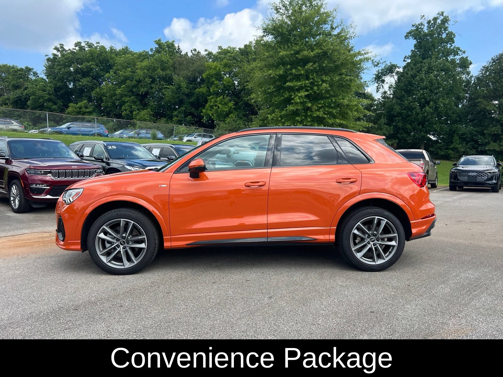 Used 2025 Audi Q3 2.0T Premium w/ Convenience Package AWD/4WD image 4