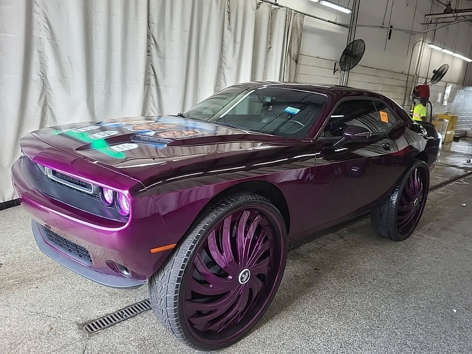 Used 2021 Dodge Challenger SXT RWD image 1