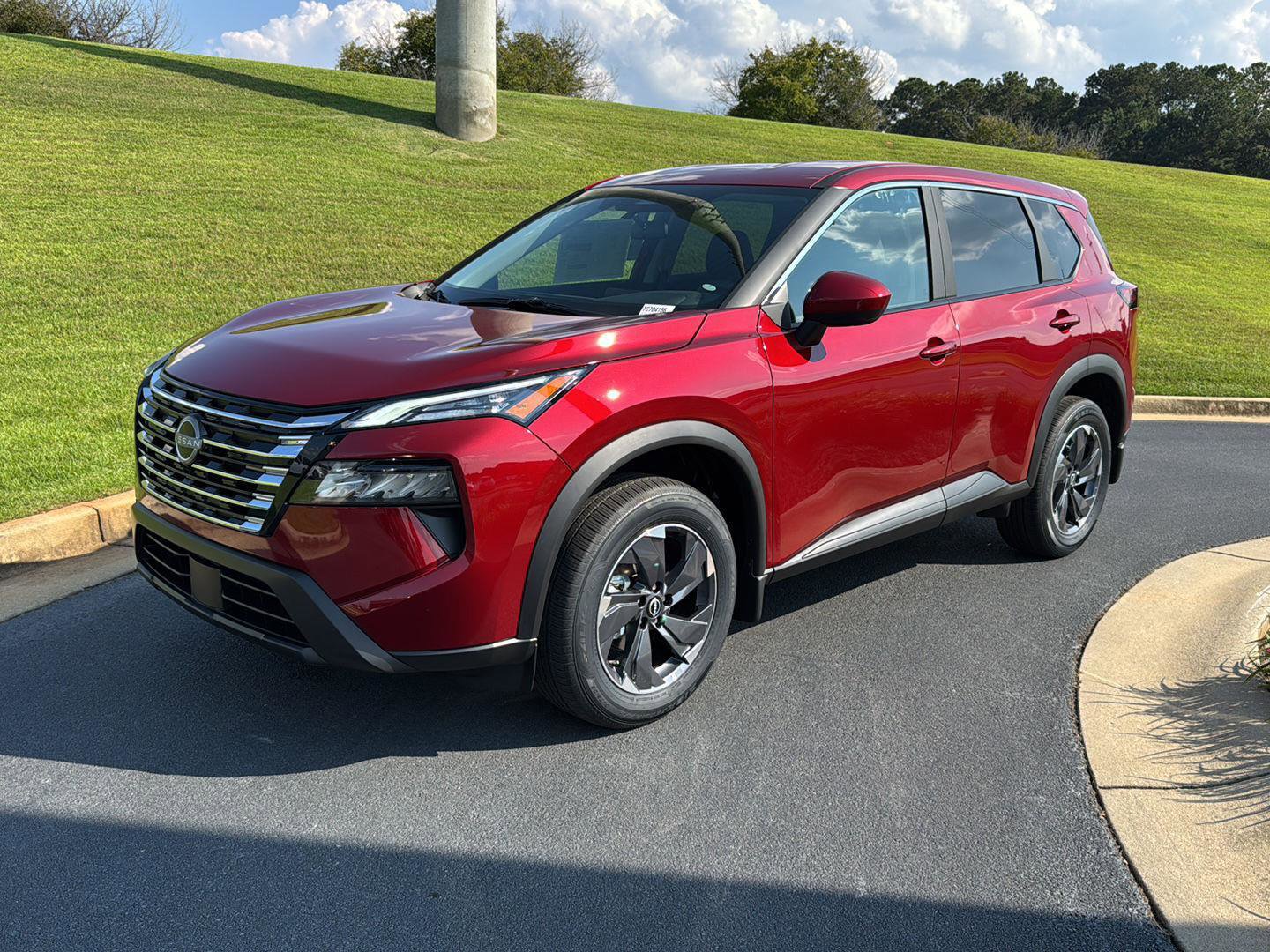 New 2026 Nissan Rogue SV image 1