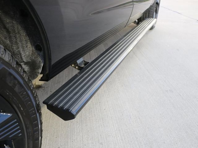 Used 2025 Lincoln Navigator L Reserve w/ Jet Appearance Package image 8